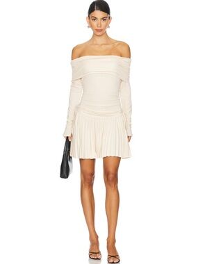 NWT Lioness field of Dreams mini dress in oatmeal 💛